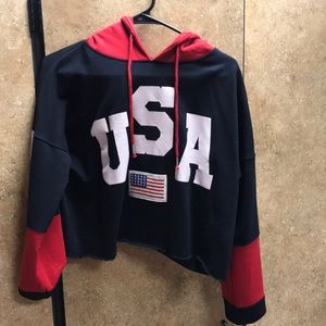 Cropped USA hoodie